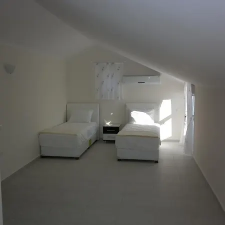 New Age Golden King Villas